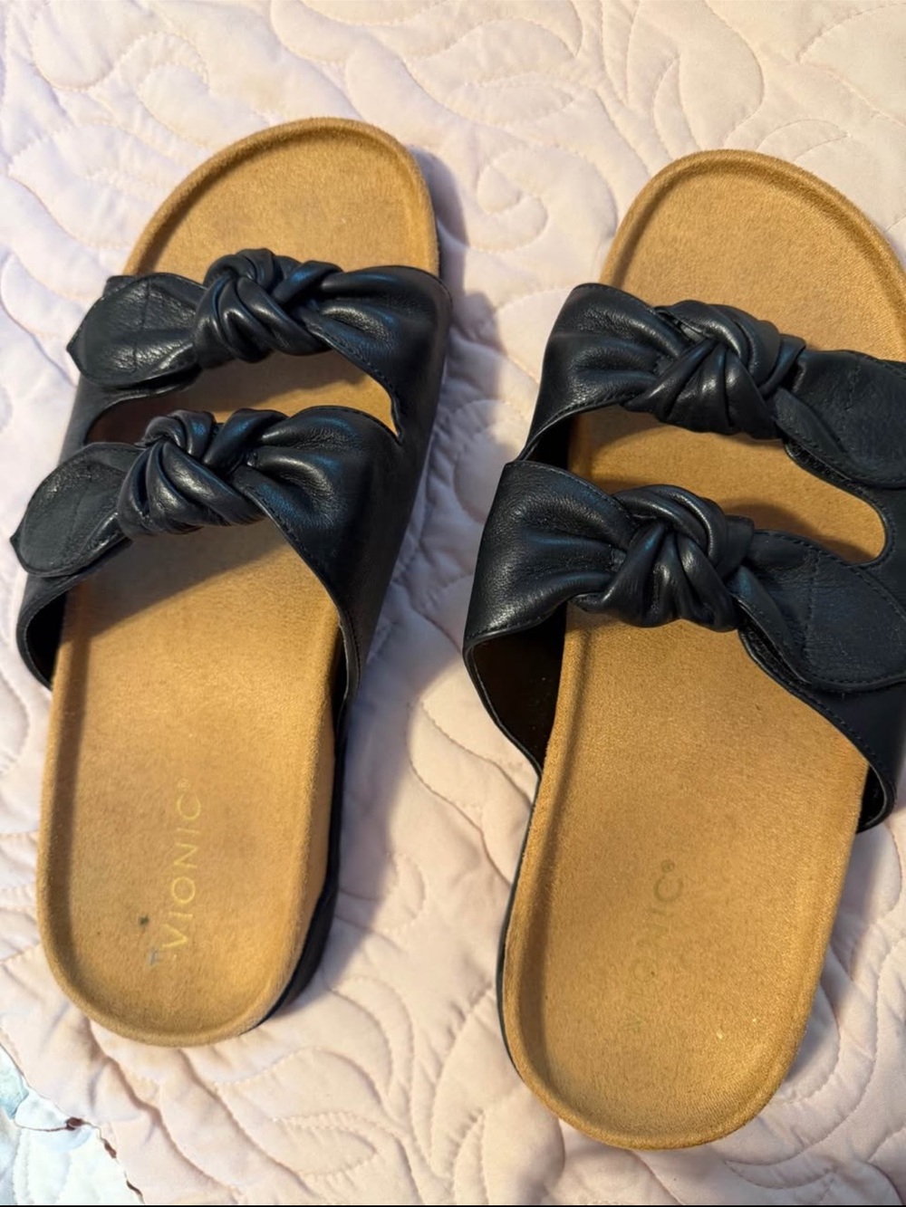 Vionic Black Knotted Leather Slide Sandals - Picture 2 of 4
